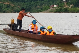 Thủy điện Trung Sơn kiểm tra thực địa dòng chảy thoát lũ hạ lưu đập