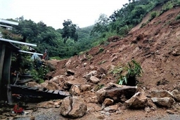 Triển khai ứng phó với mưa lớn, ngập lụt, lũ, lũ quét, sạt lở đất trên địa bàn tỉnh