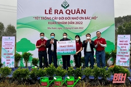 Agribank Nam Thanh Hóa ra quân “Tết trồng cây đời đời nhớ ơn Bác Hồ”