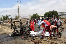 Giao tranh gần sân bay quốc tế tại thủ đô Mogadishu của Somalia