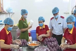 Tăng cường kiểm tra, bảo đảm vệ sinh ATTP dịp Tết Trung thu