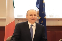 Ông Micheal Martin được bầu làm Thủ tướng Ireland sau những tranh cãi gay gắt