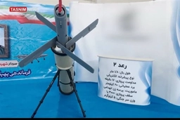 Iran tập trận quy mô lớn với UAV trinh sát, cảm tử