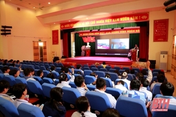 Học m88 cá cược thể thao trực tuyến Trường THPT Chuyên Lam Sơn tìm hiểu cơ hội du học Đức