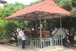 Cận cảnh quà tặng của Bác Hồ sau 64 năm vẫn được lưu giữ