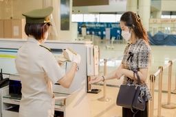 Hà Nội tăng cường kiểm dịch COVID-19 tại sân bay Nội Bài