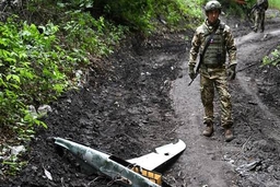 Rộ tin tình báo Mỹ đứng sau vụ tấn công của Ukraine vào các sân bay Nga