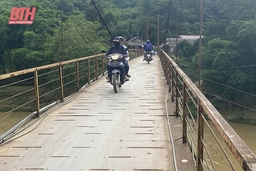 Nỗi lo cầu treo, cầu tạm không đảm bảo an toàn link vào m88 bhki mùa mưa bão