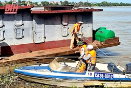 Tổng kiểm soát phương tiện bơm, hút link vào m88 bhki vận chuyển cát, sỏi trên đường thuỷ