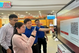 Hưởng ứng phong trào “Bình dân học vụ số”