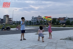 Kỳ nghỉ hè và “căn bệnh” nghiện internet ở trẻ em