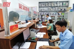 Xây dựng văn hóa công vụ  cho đội ngũ cán bộ, công chức xã Cẩm Tú