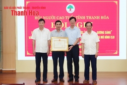 Đẩy mạnh phong trào thi đua yêu nước “Tuổi cao - Gương sáng”