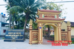 Làng di tích