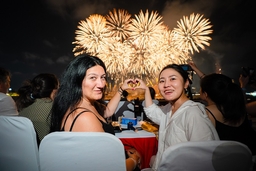 Đường bay Dubai - Đà Nẵng hút lữ hành quốc tế tới Việt Nam tìm hiểu