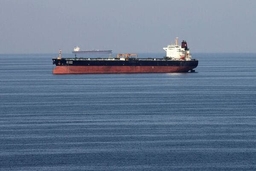 Quốc hội Iran bỏ phiếu ủng hộ việc đóng eo biển Hormuz
