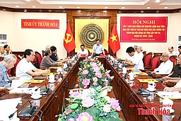 Các đồng chí nguyên lãnh đạo tỉnh góp ý vào dự thảo Báo cáo chính trị trình Đại hội Đảng bộ tỉnh lần thứ XX, nhiệm kỳ 2025-2030