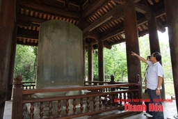 Quản lý, bảo vệ, phát huy giá trị di tích gắn với phát triển du lịch