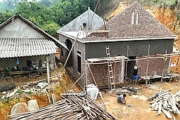 Đẩy nhanh tiến độ xóa nhà tạm trên toàn quốc