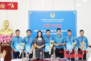 Đồng chí Lê Hồng Quang giữ chức Chủ tịch link vào m88 mới nhất phường Hàm Rồng