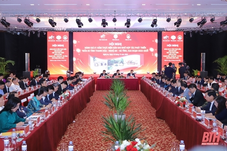 Thanh Hóa - Nghệ An - Hà Tĩnh: Thắt chặt hơn mối quan hệ hợp tác, đóng góp tích cực, nhanh, mạnh hơn nữa vào sự phát triển m88 the thao vùng và cả nước m m88 - Nghệ An - Hà Tĩnh: Thắt chặt hơn mối quan hệ hợp tác, đóng góp tích cực, nhanh, mạnh hơn nữa vào sự phát triển của vùng và cả nước