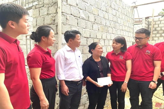 Tuổi trẻ Agribank Chi nhánh Thanh Hóa chung tay thắp sáng những mảnh đời bất hạnh