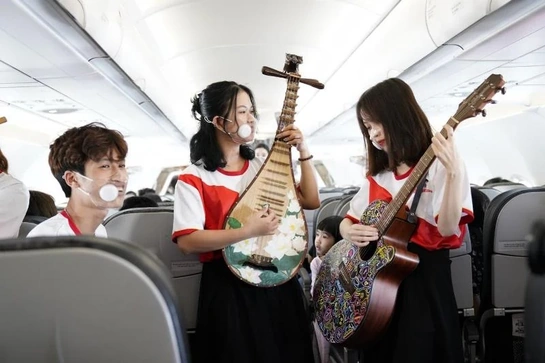 Vietjet cùng lan tỏa niềm tự hào Việt Nam mừng ngày thống nhất đất nước 30/4