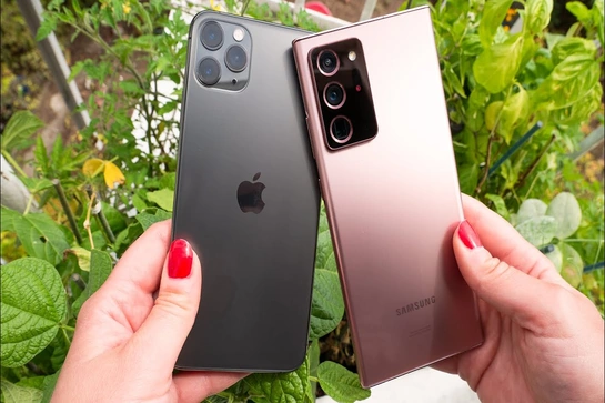 Để tiết kiệm, dân văn phòng nên mua iPhone 11 hay Samsung Galaxy Note 20 cũ?