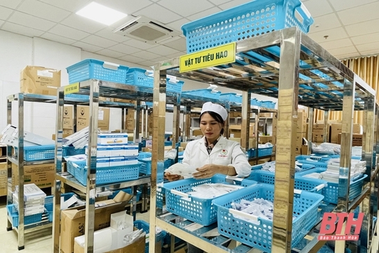 Khẩn trương tổ chức thực hiện đấu thầu mua sắm thuốc, trang thiết bị y tế