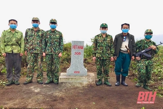Những người gương mẫu đi đầu