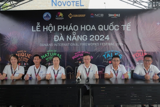 DIFF 2024 đêm 4: Hồi hộp chờ đón cuộc tỉ thí giữa hai siêu cường pháo hoa