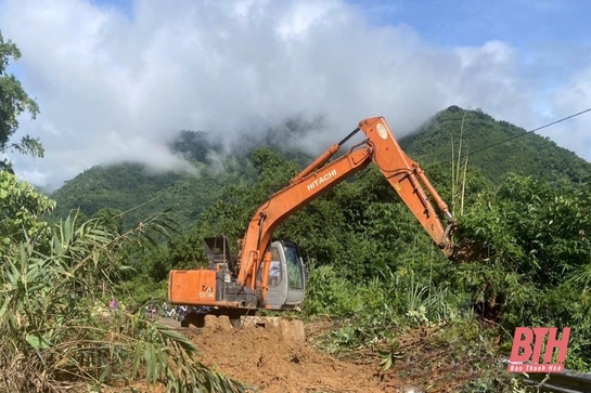 Tập trung khắc phục sự cố, đảm bảo giao thông trên các tuyến đường