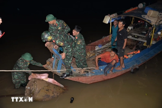 Hà Nội: Di dời quả bom nặng hơn 1.000kg, có độ nguy hiểm cao ở gần cầu Long Biên