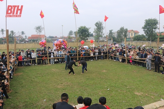 Thả mình vào trò chơi dân gian ngày tết