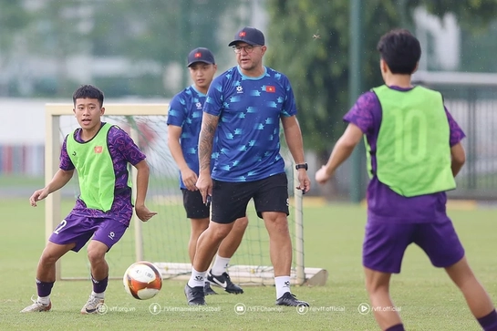 Tuyển U17 Việt Nam chuẩn bị đối đầu Australia tại Vòng Chung kết U17 châu Á 2025