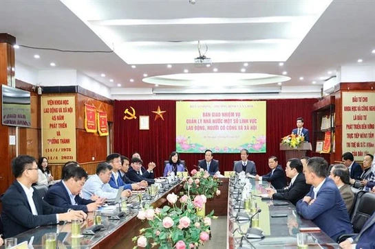 Bộ GD&ĐT tiếp nhận 17 trường đại học, m88 trang chủ, doanh nghiệp từ Bộ LĐ-TB&XH