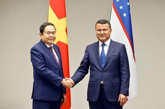 Phát triển mạnh mẽ hơn nữa quan hệ hữu nghị, hợp tác giữa Việt Nam và Uzbekistan