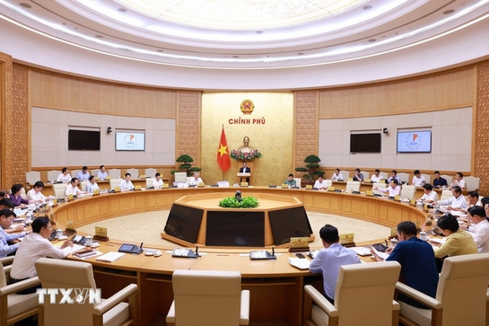 Sắp xếp chính quyền địa phương 2 cấp không để gián đoạn việc phục vụ nhân dân