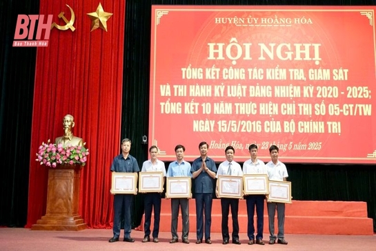 Huyện Hoằng Hóa tổng kết 10 năm thực hiện Chỉ thị số 05 của Bộ Chính trị