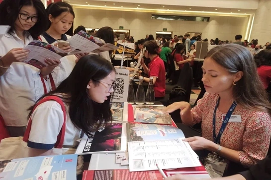 Mỹ dừng phỏng vấn thị thực du học: Học sinh “sốc” vì đối mặt với nguy cơ trượt đại học