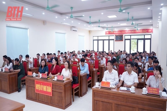 Như Xuân: Vận  động 585 hộ dân hiến 219.600m<sup>2</sup> đất xây dựng đường giao thông và kết cấu hạ tầng nông thôn