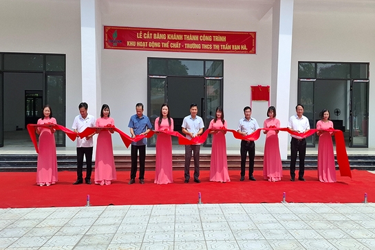 Khánh thành Khu hoạt động thể chất Trường THCS Thị trấn Vạn Hà 