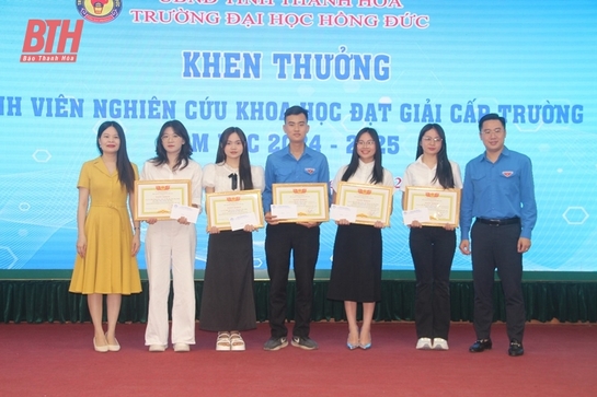 Hội nghị Khoa học Tuổi trẻ sáng tạo và tổng kết hoạt động sinh m88 the thao nghiên cứu khoa học năm học 2024-2025