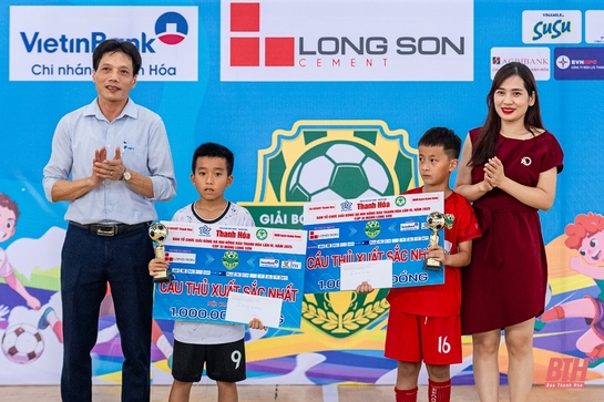 Những gương mặt xuất sắc được vinh danh tại giải Bóng đá Nhi đồng Báo m88 link mới nhất Hoá năm 2025