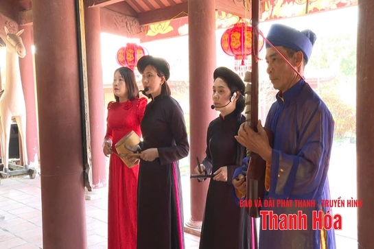 Những ca nương của Hát Nhà trò Văn Trinh
