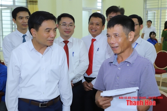 Bí thư Tỉnh ủy Nguyễn Doãn Anh: “Bộ máy cấp ủy, chính quyền xã mới hoạt động phải gần dân, sát dân, phục vụ Nhân dân”