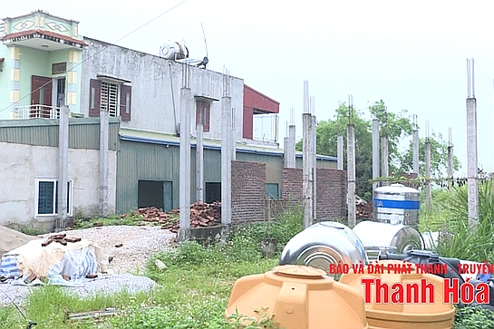 Sớm tháo gỡ vướng mắc trong việc quản lý và sử dụng đất bờ sông Hoạt