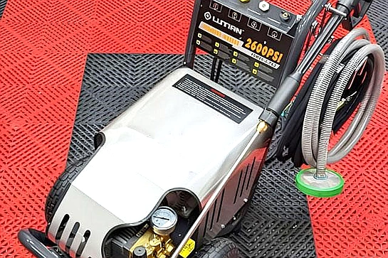 Máy rửa xe Lutian 2600PSI: Hiệu suất cao, Tiết kiệm thời gian