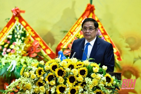 Đảng bộ, quân và dân Thanh Hóa cần ra sức thi đua thực hiện thắng lợi các mục tiêu, nhiệm vụ đã đề ra, sớm trở thành tỉnh kiểu mẫu như Bác Hồ kính yêu hằng mong muốn
