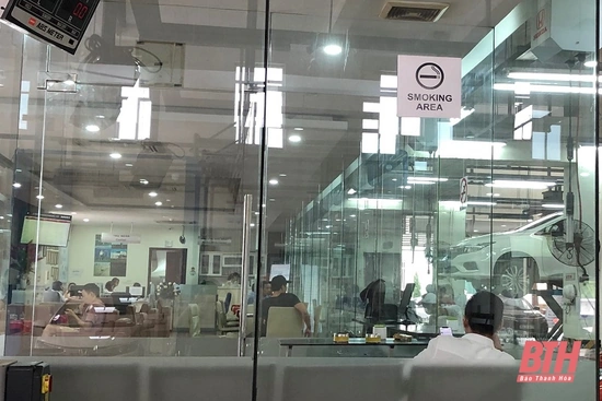 Hút thuốc lá tại địa điểm quy định cấm có thể bị phạt tới 500.000 đồng